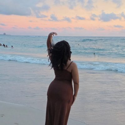 Guayacanes Beach в январе — фото погоды (2026-01-16)