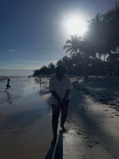 Guayacanes Beach в апреле — фото погоды (2026-04-21)