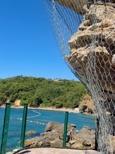 Mogren Beach, Budva в июле — фото погоды (2026-07-05)