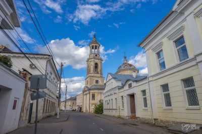 Торжок, Тверецкая Набережная в августе — фото погоды (2025-08-26)