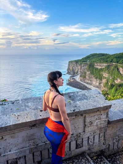 Uluwatu Temple, Uluwatu, Bali в апреле — фото погоды (2026-04-28)