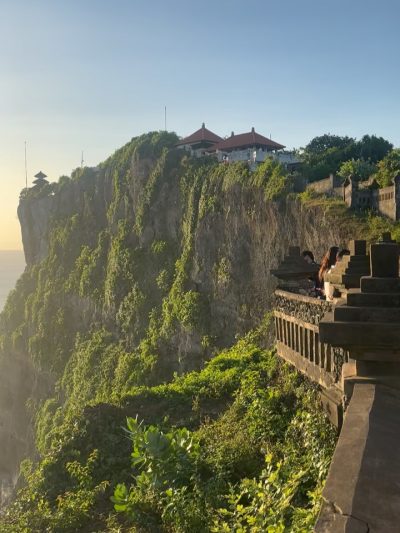 Uluwatu Temple, Uluwatu, Bali в мае — фото погоды (2026-05-27)