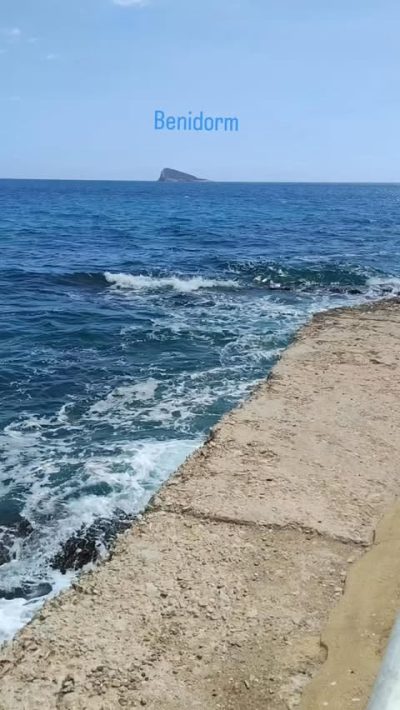 Playa de Poniente. Benidorm (Alicante) в марте — фото погоды (2026-03-29)