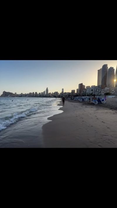 Playa de Poniente. Benidorm (Alicante) в июле — фото погоды (2026-07-13)