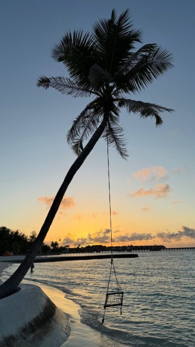 Atmosphere Kanifushi Maldives в июне — фото погоды (2026-06-04)