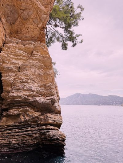 Ölüdeniz Mavi Magara в сентябре — фото погоды (2025-09-29)