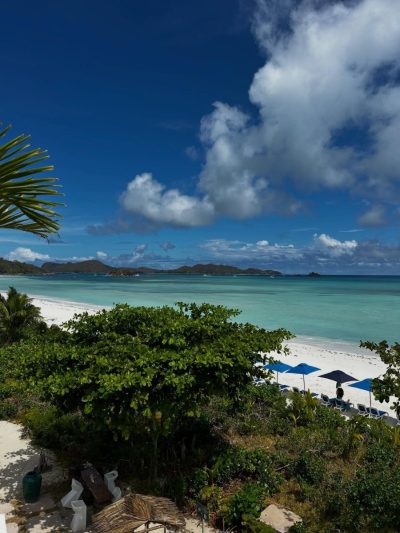 Acajou beach Resort, Praslin Seychelles в феврале — фото погоды (2026-02-23)