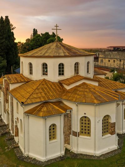 Драндский Храм Успения Божей Матери в октябре — фото погоды (2025-10-21)