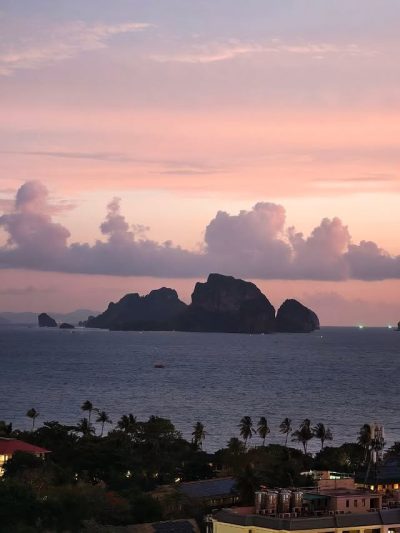 Avani Ao Nang Cliff Krabi Resort — фото погоды в марте (2026-03-24)