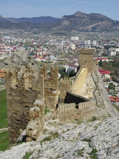 Крым,Судакская Крепость в апреле — фото погоды (2026-04-29)