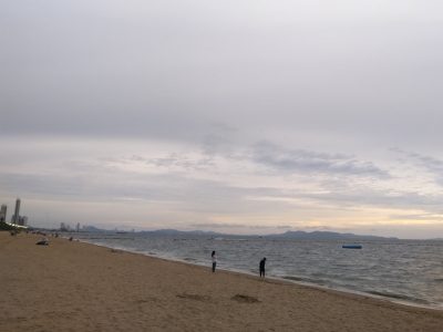 ทะเล ทะเล หาดจอมเทียน พัทยา : Namkunee в сентябре — фото погоды (2025-09-06)