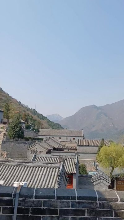 The Great Wall at Juyong Pass 居庸关长城 в апреле — фото погоды (2026-04-04)
