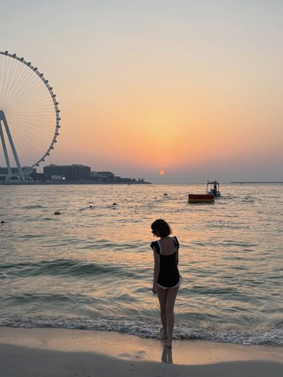 Jumeria Beach, Dubai UAE в июле — фото погоды (2026-07-07)