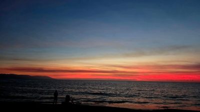 Playa Los Camarones в апреле — фото погоды (2026-04-15)