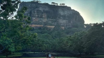 Sirigaya Rock в ноябре — фото погоды (2025-11-08)