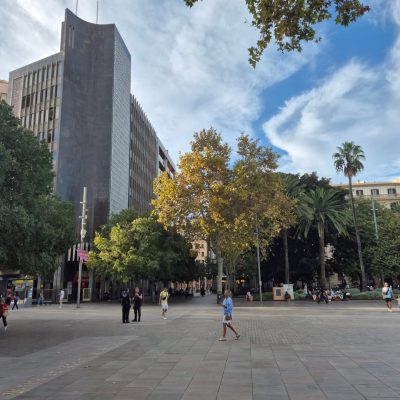 Plaza España Palma — фото погоды в октябре (2025-10-22)