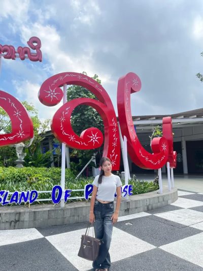 @Bandara Ngurah Rai Airpot Denpasar Bali ... в апреле — фото погоды (2026-04-22)