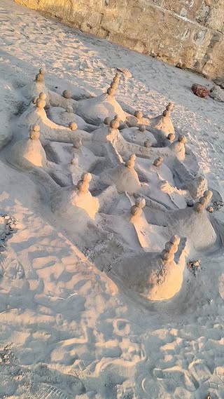 Ozran..Small Vagator Beach в марте — фото погоды (2026-03-06)