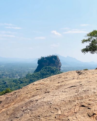 Pidurangala Rock, Sigirya в мае — фото погоды (2026-05-09)