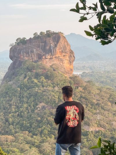 Pidurangala Rock, Sigirya в июне — фото погоды (2026-06-21)