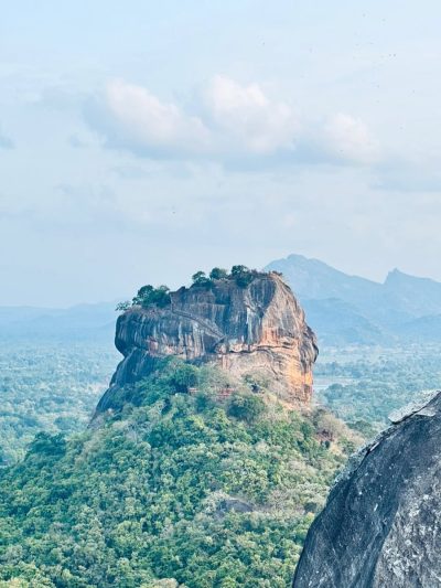 Pidurangala Rock, Sigirya в июле — фото погоды (2026-07-19)