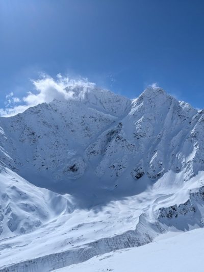 Cheget, Russian Caucasus в апреле — фото погоды (2026-04-01)
