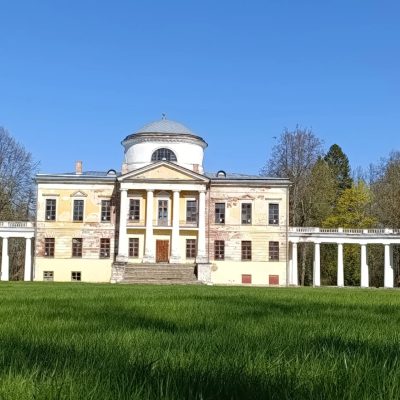 Знаменское-Раёк Дворцово-Парковый Ансамбль в мае — фото погоды (2025-05-02)
