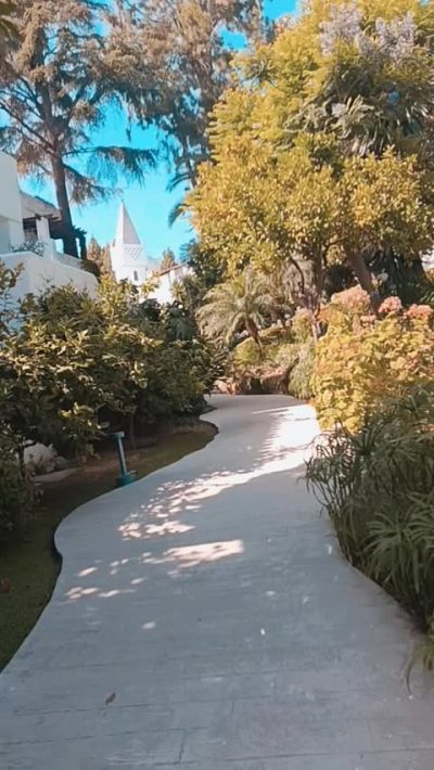 Playa Puente Romano, Marbella в июне — фото погоды (2026-06-24)