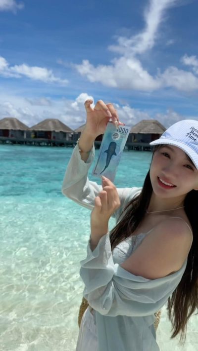Dusit Thani Maldives в апреле — фото погоды (2026-04-30)