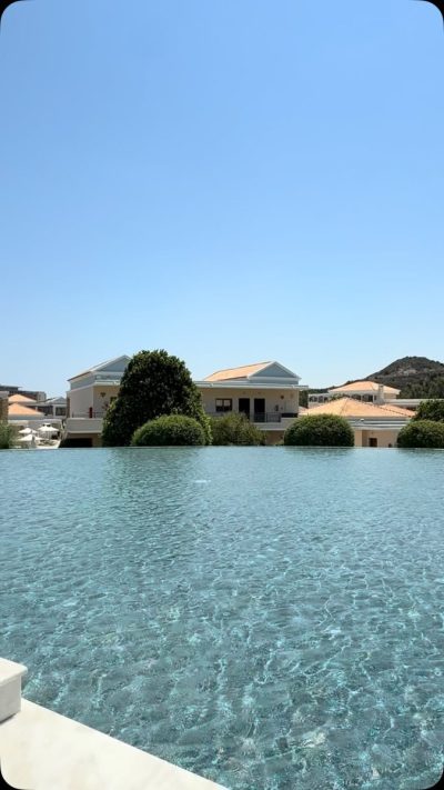 La Marquise Luxury Resort Complex — фото погоды в июле (2026-07-06)