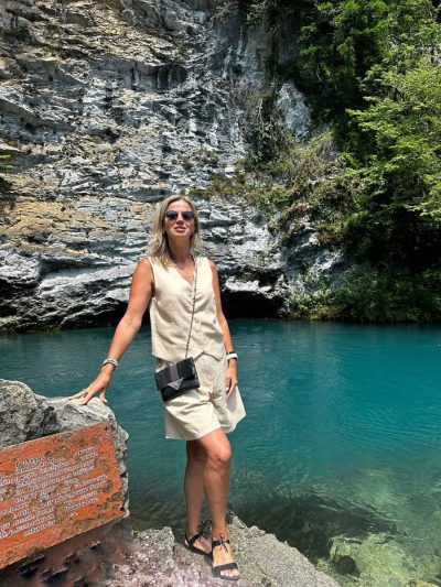 Голубое озеро   ცისფერი ტბა   Blue Lake в октябре — фото погоды (2025-10-23)