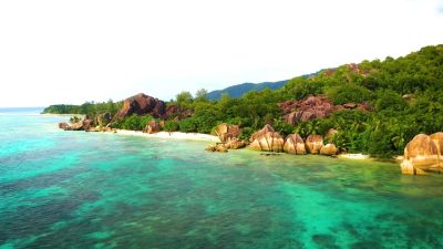 Anse Source D'argent-La Digue в августе — фото погоды (2024-08-30)