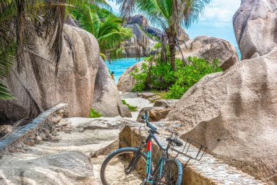 Anse Source D'argent-La Digue в июле — фото погоды (2025-07-11)
