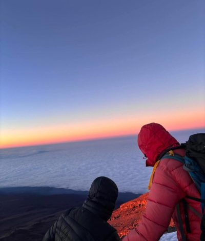 Uhuru Peak (5895m) в июне — фото погоды (2026-06-28)