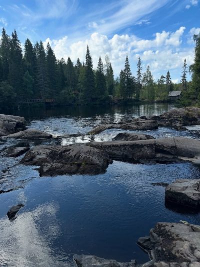 Водопад на реке Тохмайоки в августе — фото погоды (2025-08-13)