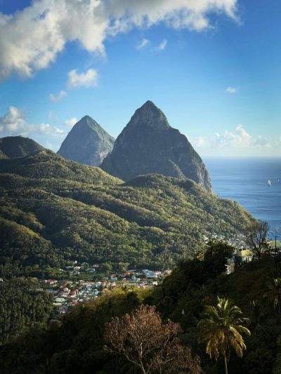 The Pitons, St Lucia в апреле — фото погоды (2026-04-14)