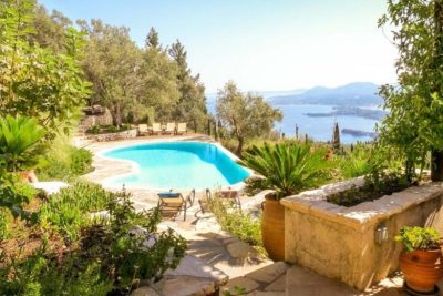 Greek island of Corfu в апреле — фото погоды (2024-04-27)