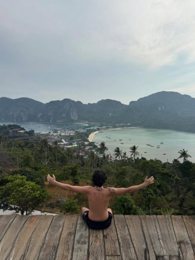 Phi Phi Viewpoint 2 в апреле — фото погоды (2026-04-09)