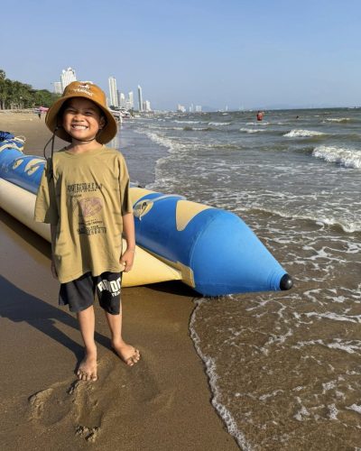 ชายหาดจอมเทียน Jomtien Beach Pataya в апреле — фото погоды (2026-04-13)