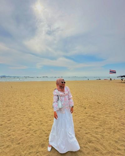 ชายหาดจอมเทียน Jomtien Beach Pataya в апреле — фото погоды (2026-04-28)