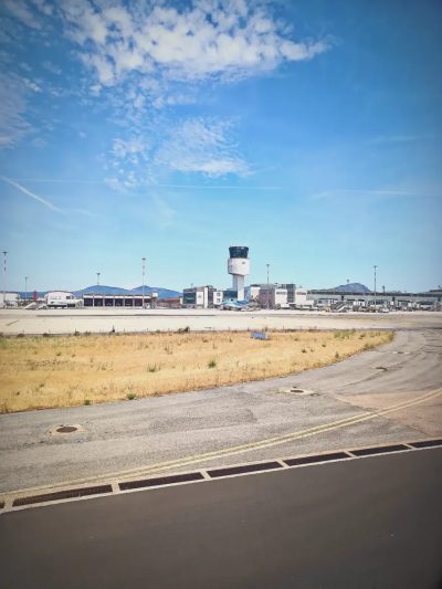 Olbia Airport Sardinia, Italy в июне — фото погоды (2026-06-11)