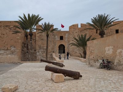 Borj Ghazi Mustafa в январе — фото погоды (2026-01-07)