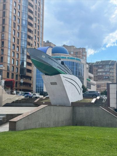 Морской порт Новороссийск в сентябре — фото погоды (2025-09-27)