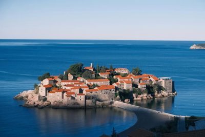 Aman Resorts Sveti Stefan — фото погоды в марте (2026-03-02)