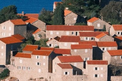 Aman Resorts Sveti Stefan — фото погоды в марте (2026-03-02)