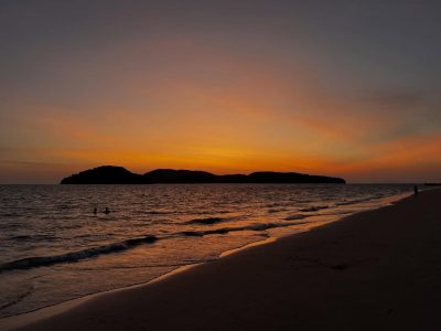 Pantai Cenang, Pulau Langkawi, Malaysia в марте — фото погоды (2026-03-25)