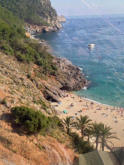 Alanya Kalesi Teleferik İstasyonu в июне — фото погоды (2026-06-12)
