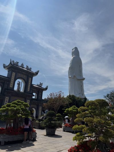 Chùa Linh Ứng-Bãi Bụt в феврале — фото погоды (2026-02-25)
