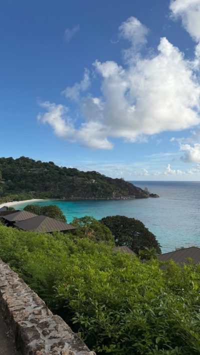 Anse Royale, Mahe, Seychelles в мае — фото погоды (2026-05-11)