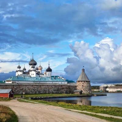 Остров Соловки. Соловецкий монастырь в сентябре — фото погоды (2025-09-25)
